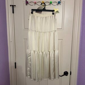MELLODAY Cream Tiered Maxi Skirt